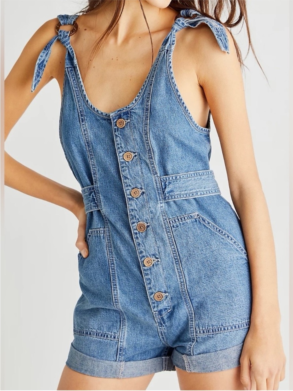 Free People Blue Denim Button-Front Memphis Heavenly Tie Strap Short Overalls
